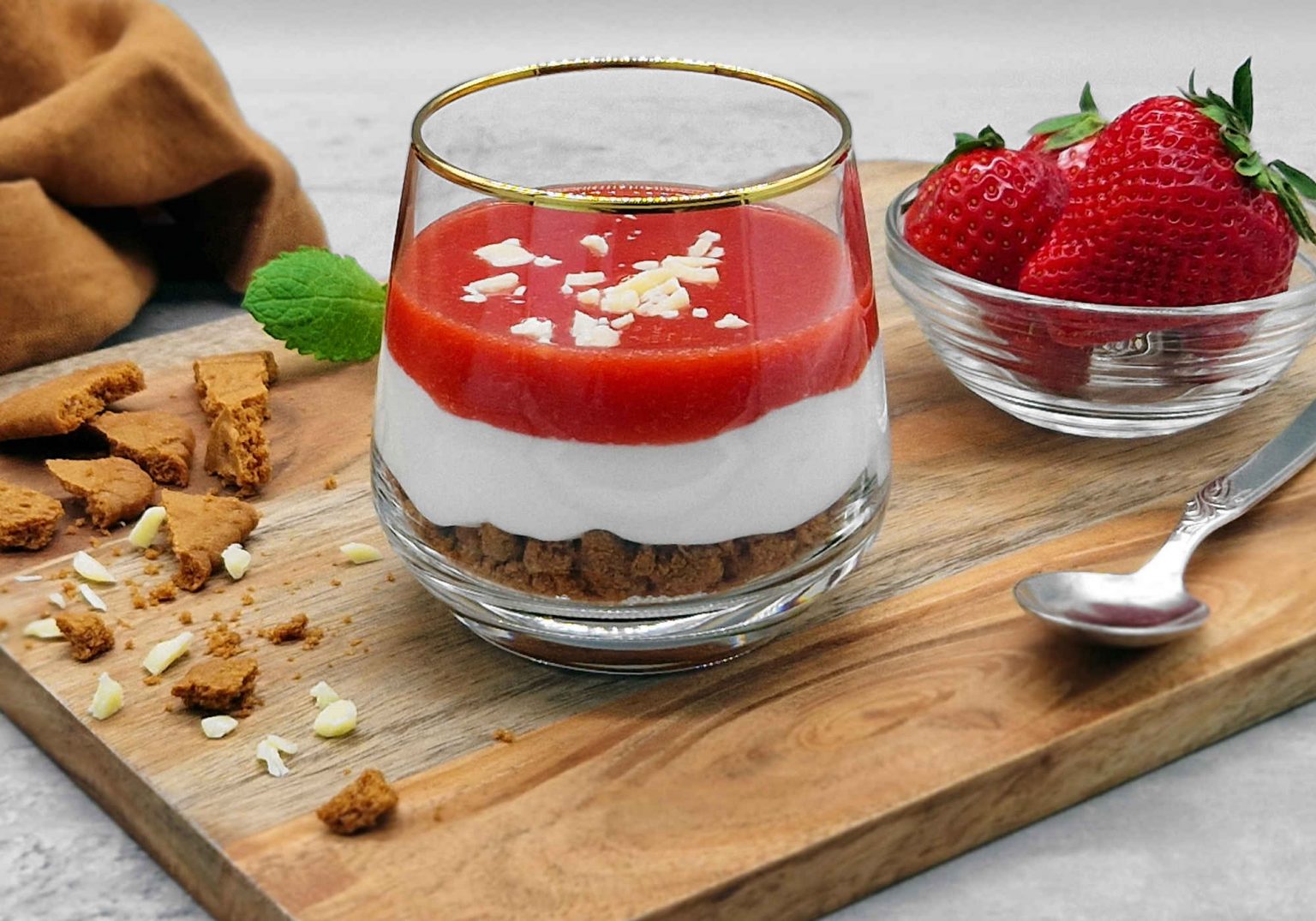 Schichtdessert mit Erdbeeren - BestCon Food