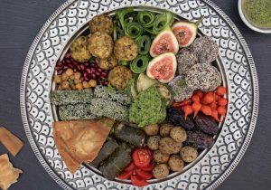 Rezeptidee Mezze-Platte mit MYCONFINO Levante Produkten