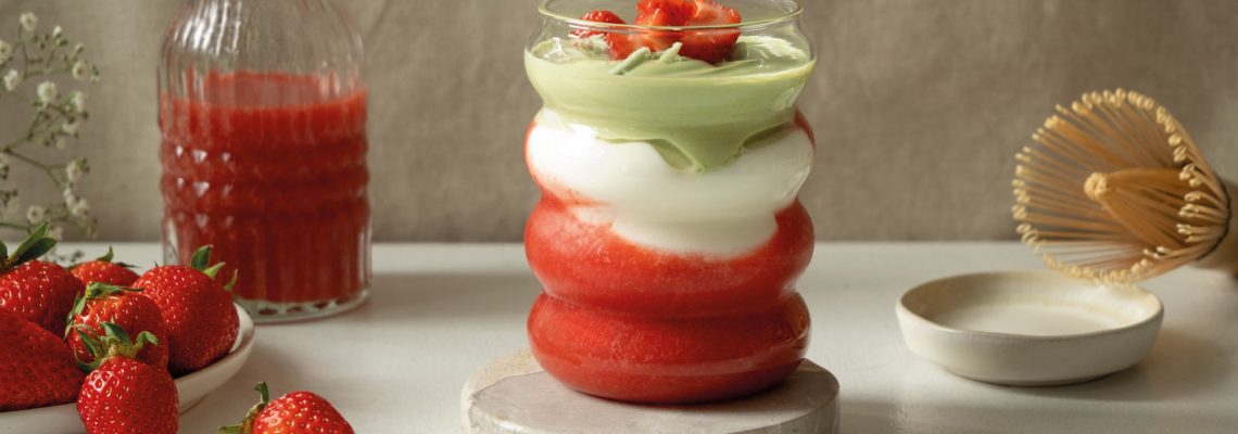 Rezeptidee Strawberry-Matcha-Joghurt